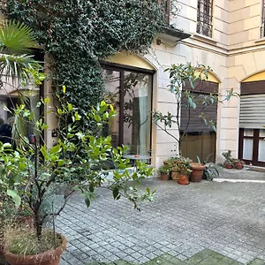 Apartment Luxury Loft Near Duomo And Garage, Milan